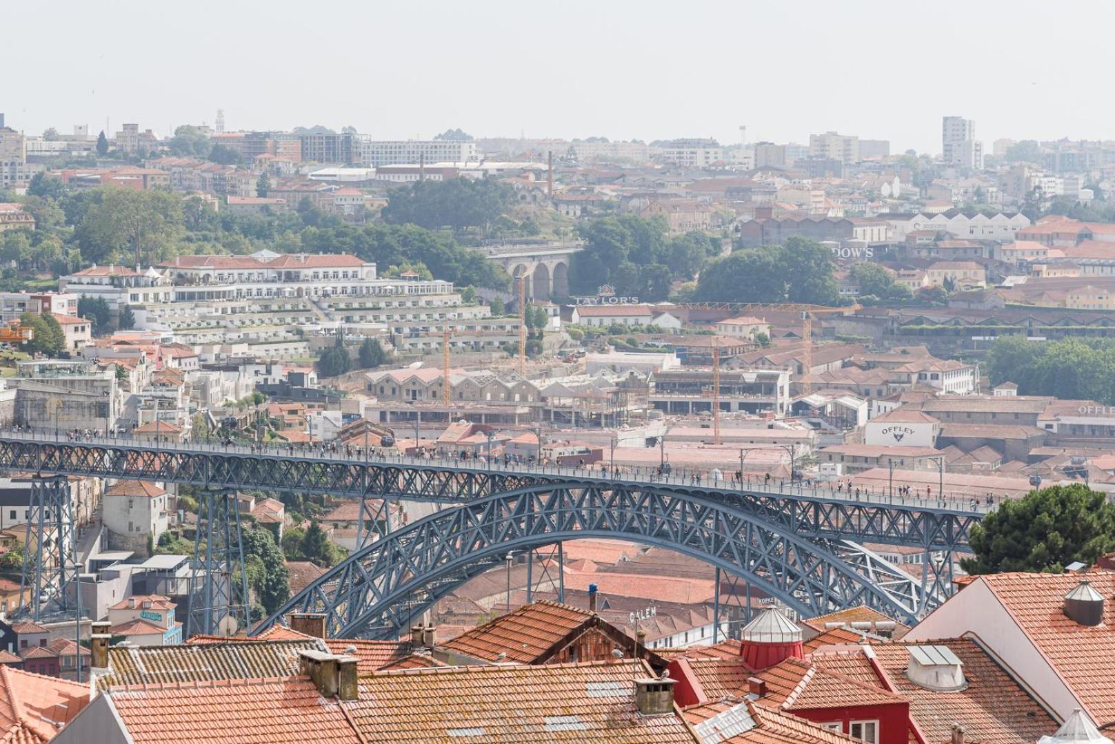 Guestready - Hemisphere Apt Porto Bagian luar foto